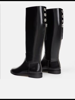 Zara Riding Boots Knee-High . Size 9(40). NWT